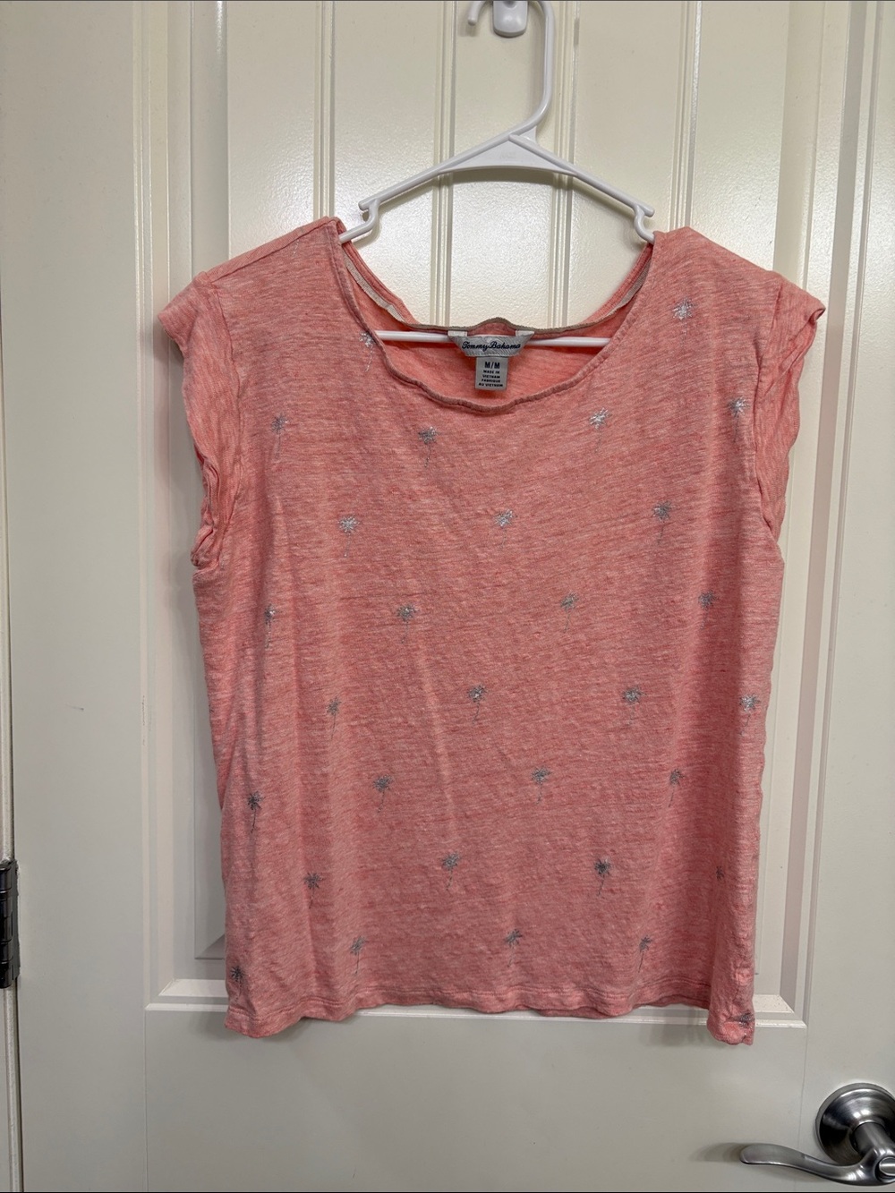 Tommy Bahama Coral Short Sleeve Tee with Silver Palm Trees 100% linen - Picture 1 of 9